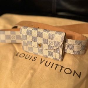 Louis Vuitton belt with pouch